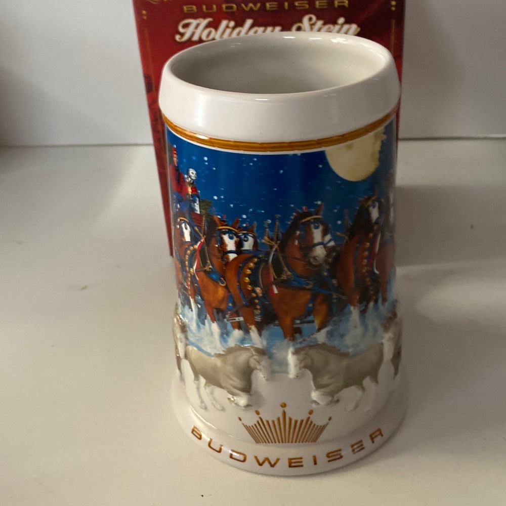 2005 Budweiser‎ Holiday Stein